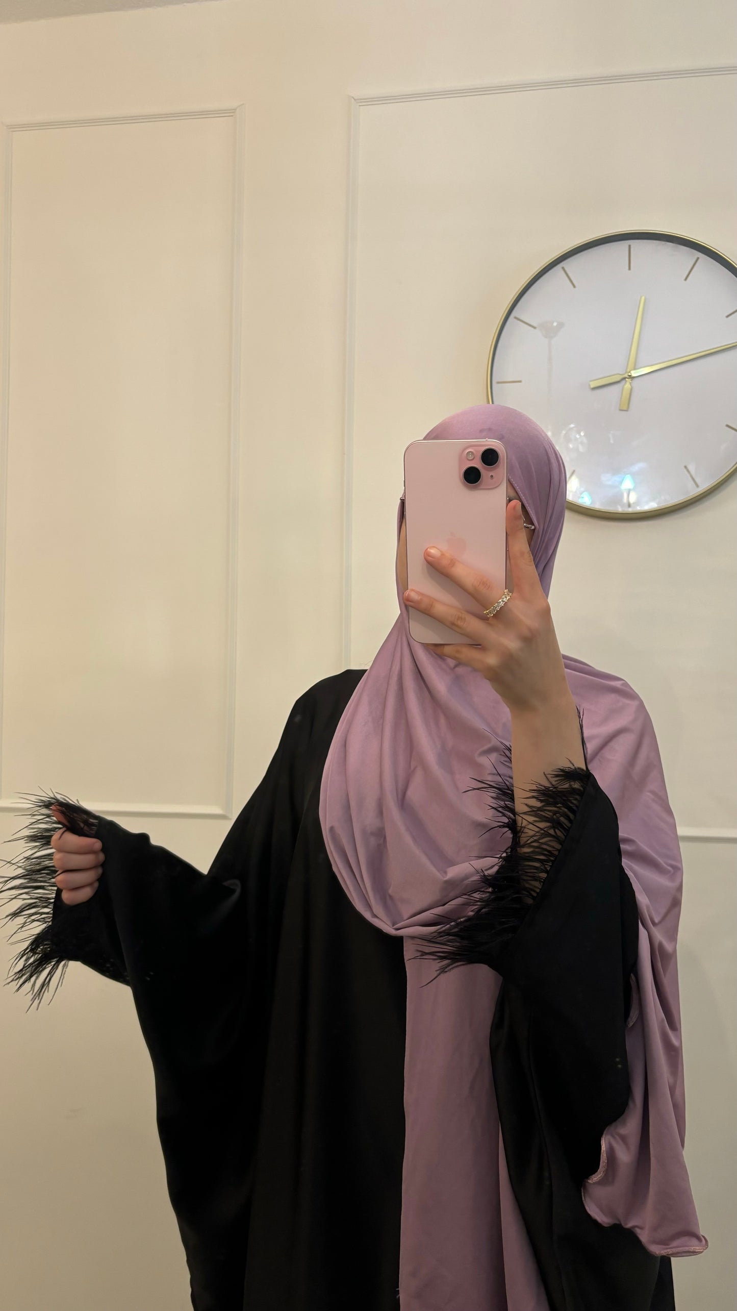 Abaya butterfly satin feather zwart