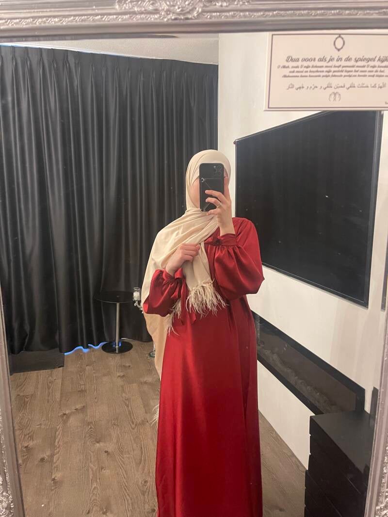 Satin Abaya rood