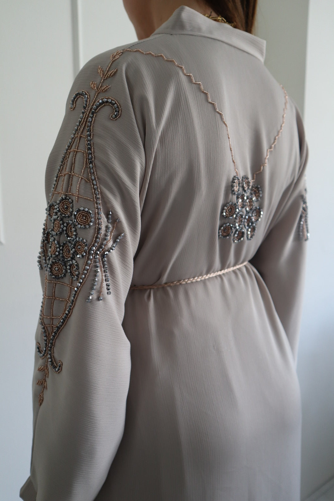 Dubai Abaya beige