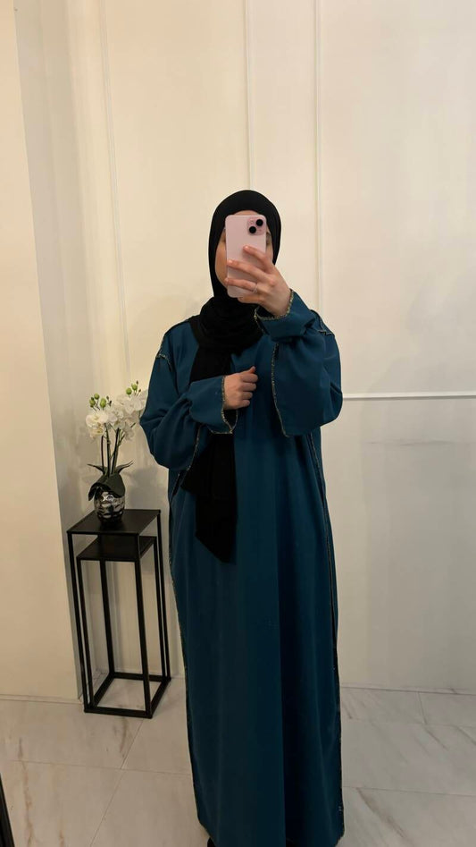 Israe Abaya petrol