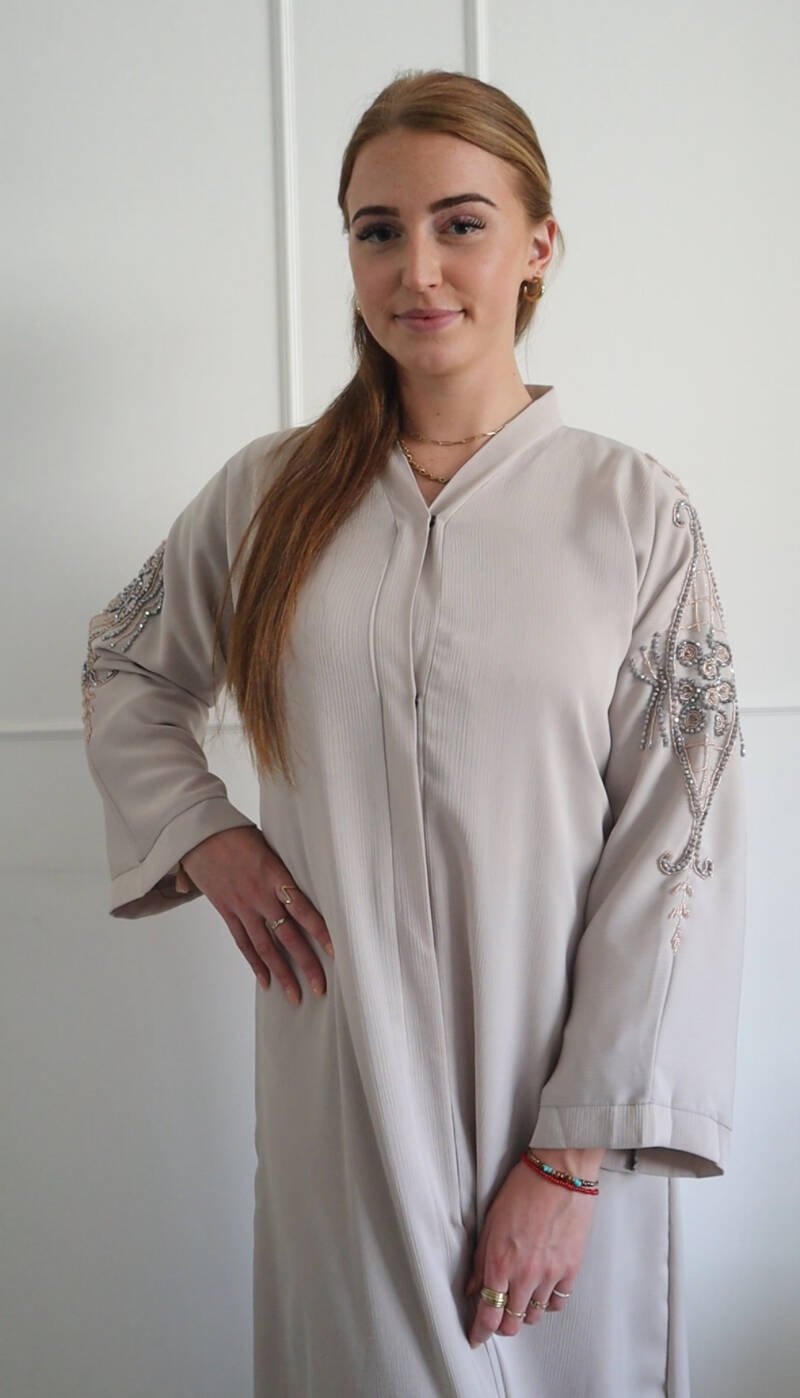 Dubai Abaya beige